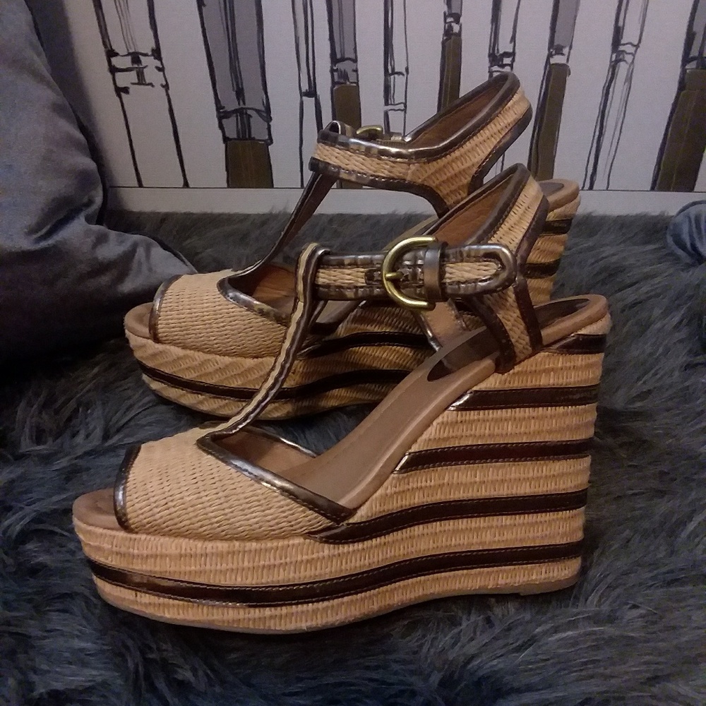 Coach wedges